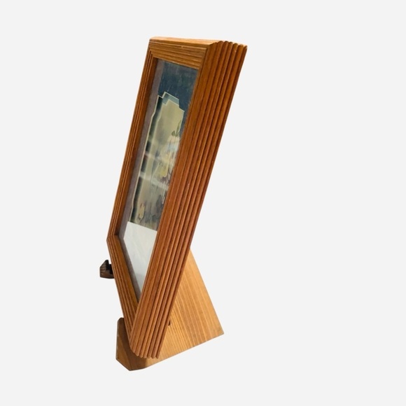 Vintage Framed Hummingbird Floral
Prints - Set of 2 - Wooden Frame 11.5” x 9.5” - Picture 4 of 8